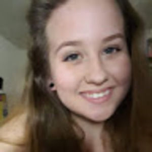 Meet your Posher, Michaela